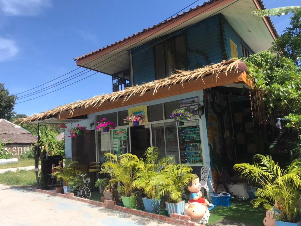 Baan Artima Mini Resort Koh Lipe Esterno foto